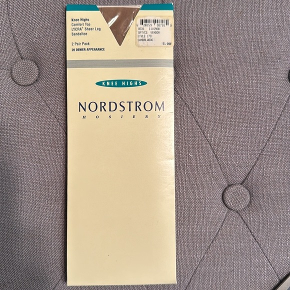 New with tags-9 packages 2 pairs each box of Nordstroms knee high hosiery - Picture 6 of 6